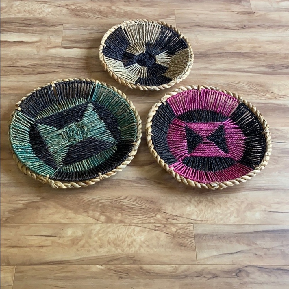 Medium Wicker Boho wall basket decor - Picture 9 of 10